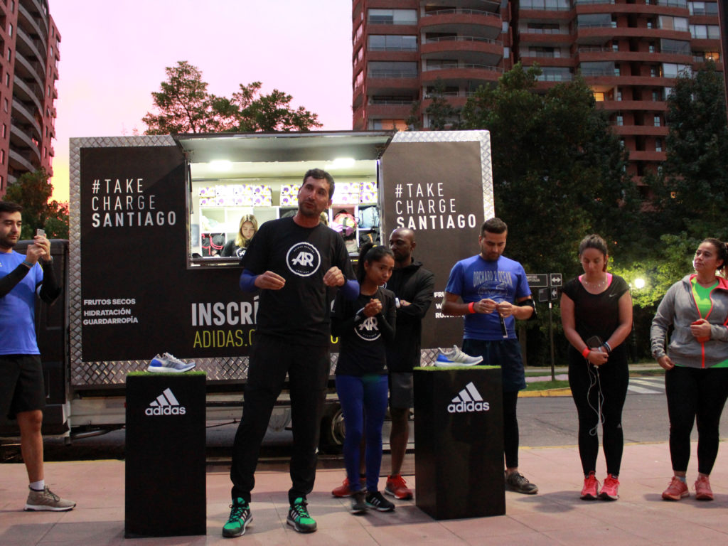 Adidas runners santiago sale